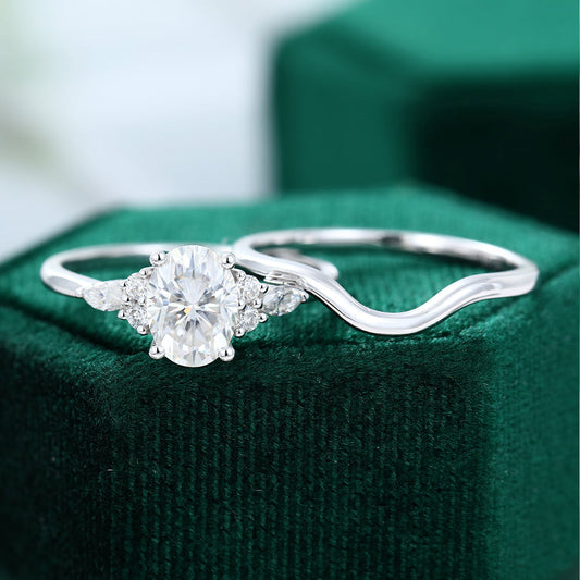 1.33 CT Oval Moissanite Cluster Bridal Ring Set