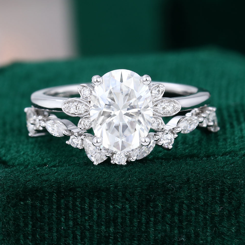 1.33 CT Oval Moissanite Cluster Bridal Ring Set