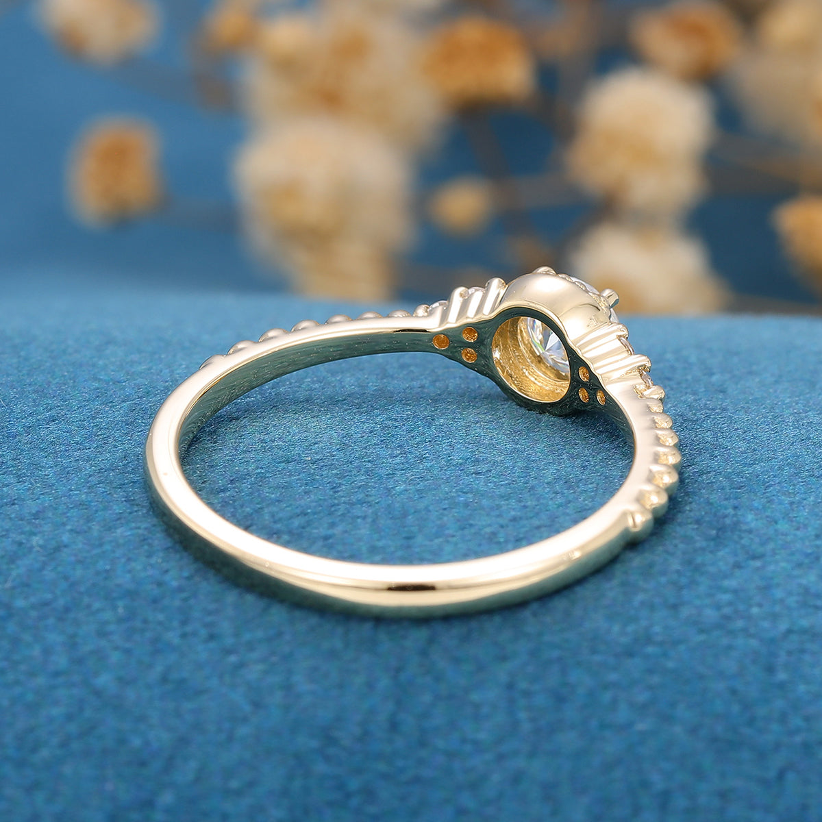 0.22 CT Round Shaped Moissanite Cluster Engagement Ring