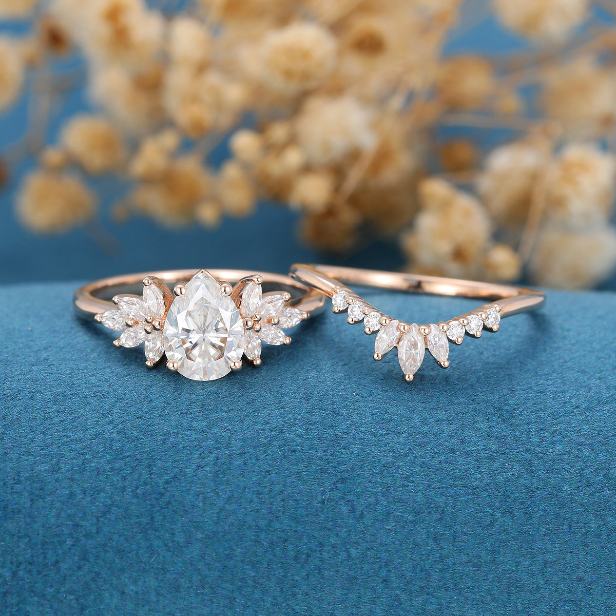 1.0 CT Pear Shaped Moissanite Cluster Bridal Set
