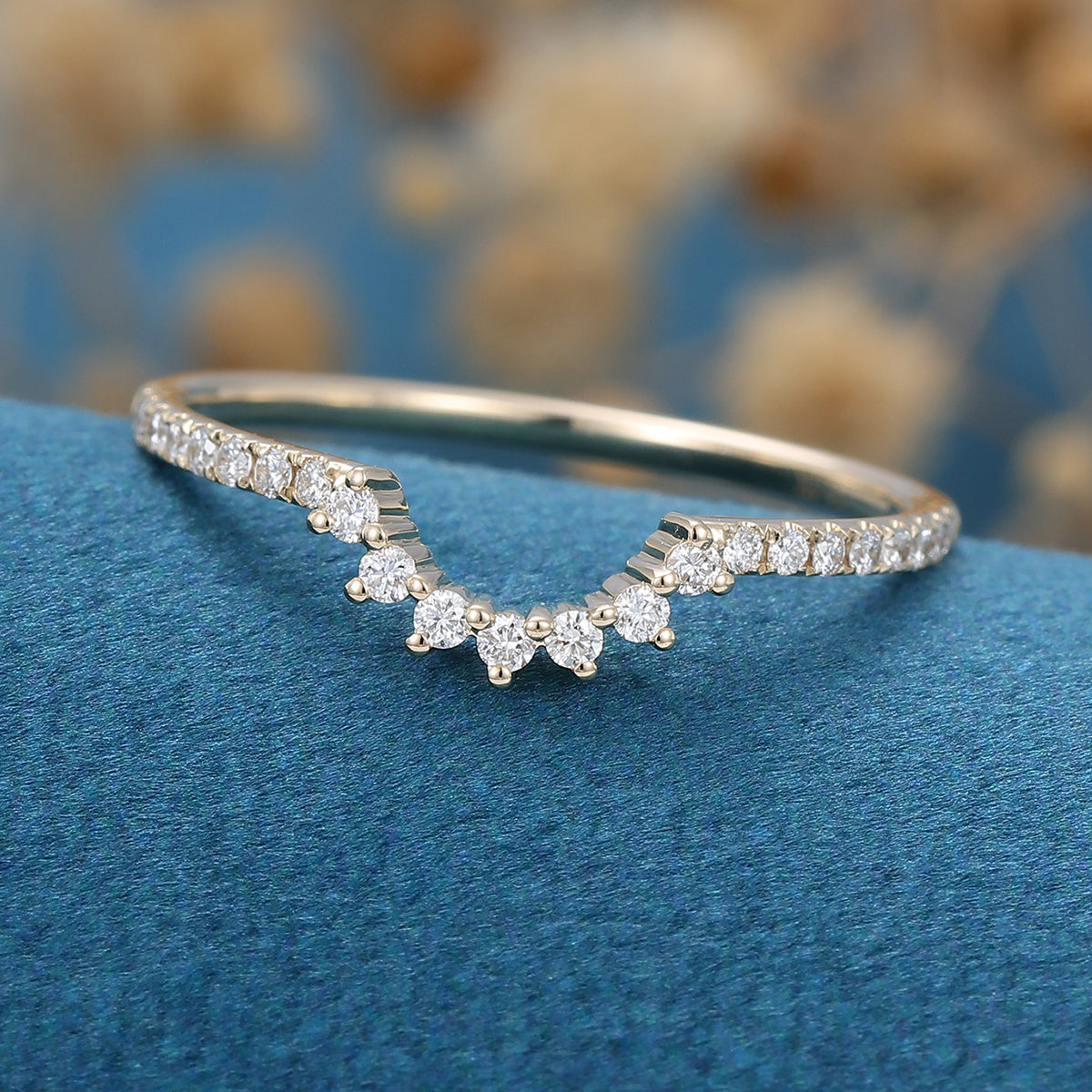 1.30 CT Round Shaped Moissanite Curved Wedding Band