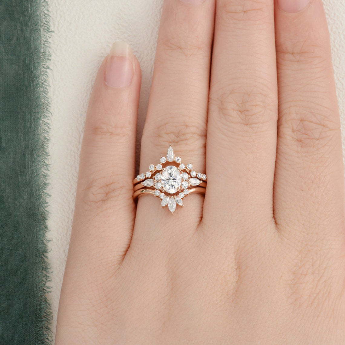 1.0 CT Oval Cut Cluster Halo Moissanite Bridal Ring Set