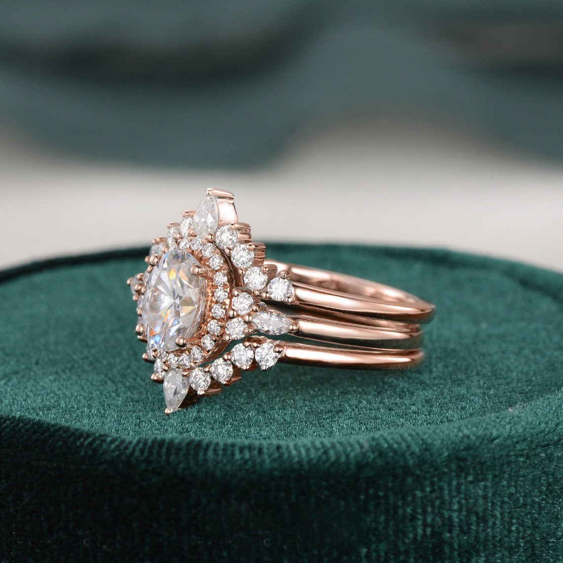 1.0 CT Oval Cut Cluster Halo Moissanite Bridal Ring Set