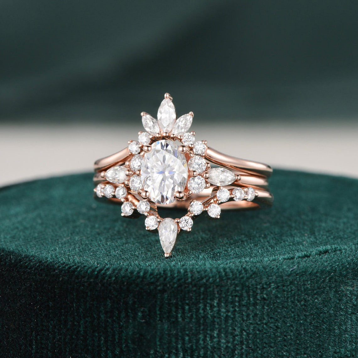 1.0 CT Oval Cut Cluster Halo Moissanite Bridal Ring Set