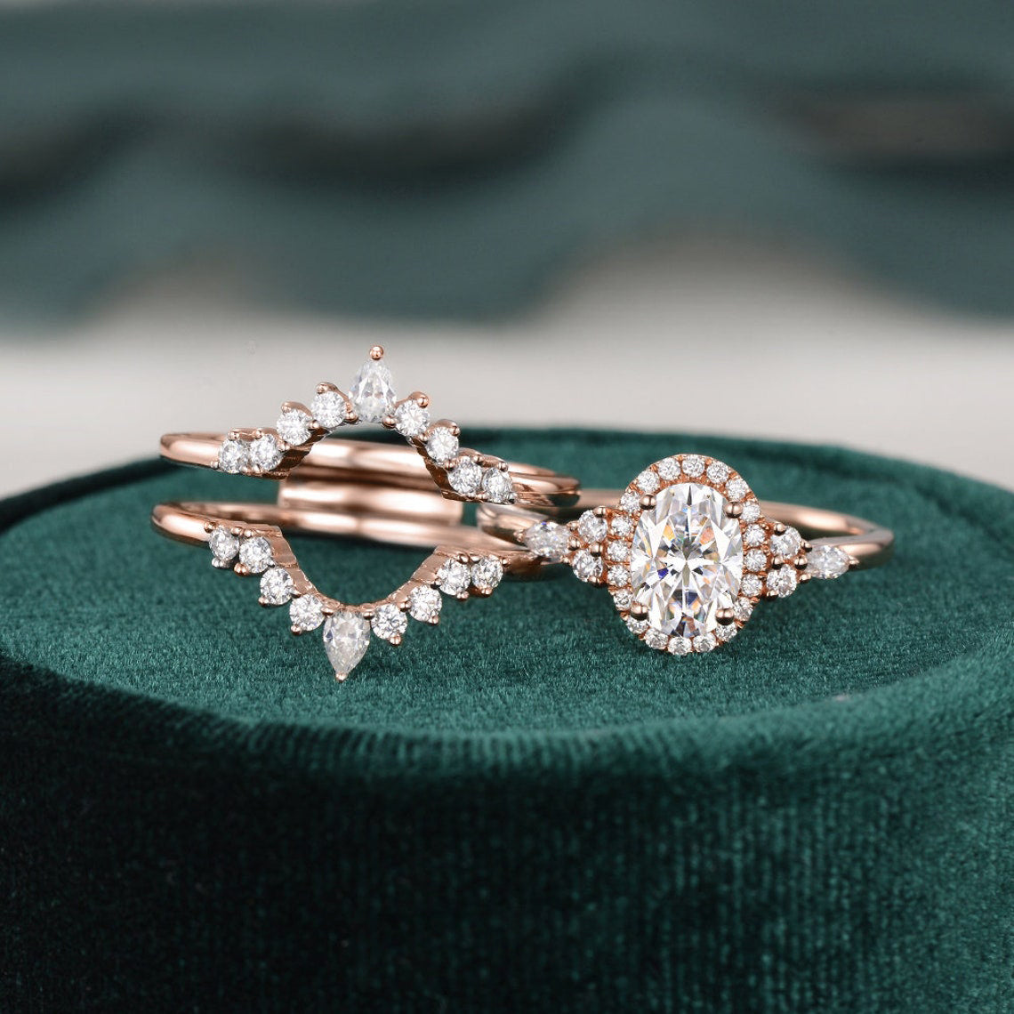 1.0 CT Oval Cut Cluster Halo Moissanite Bridal Ring Set