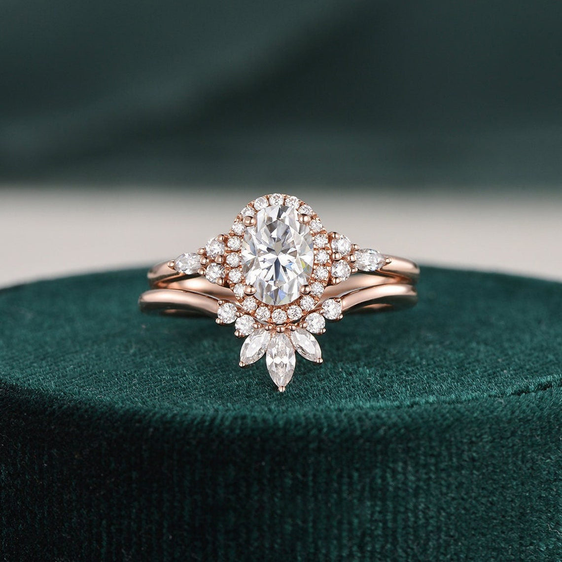 2.0 CT Oval Cut Cluster Halo Moissanite Bridal Ring Set