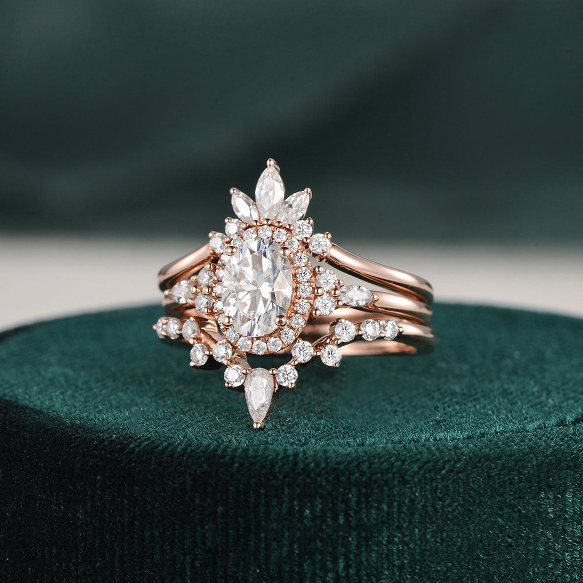 1.0 CT Oval Cut Cluster Halo Moissanite Bridal Ring Set