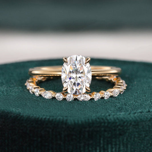 1.50 CT Oval Cut Solitaire Moissanite Bridal Ring Set