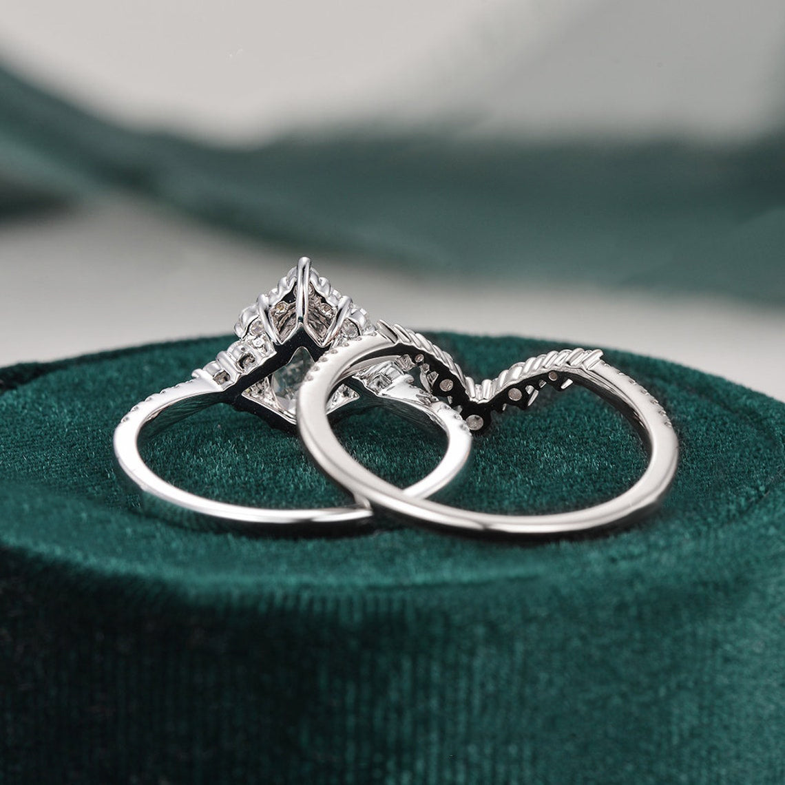 1.50 CT Pear Cut Cluster Moissanite Bridal Ring Set