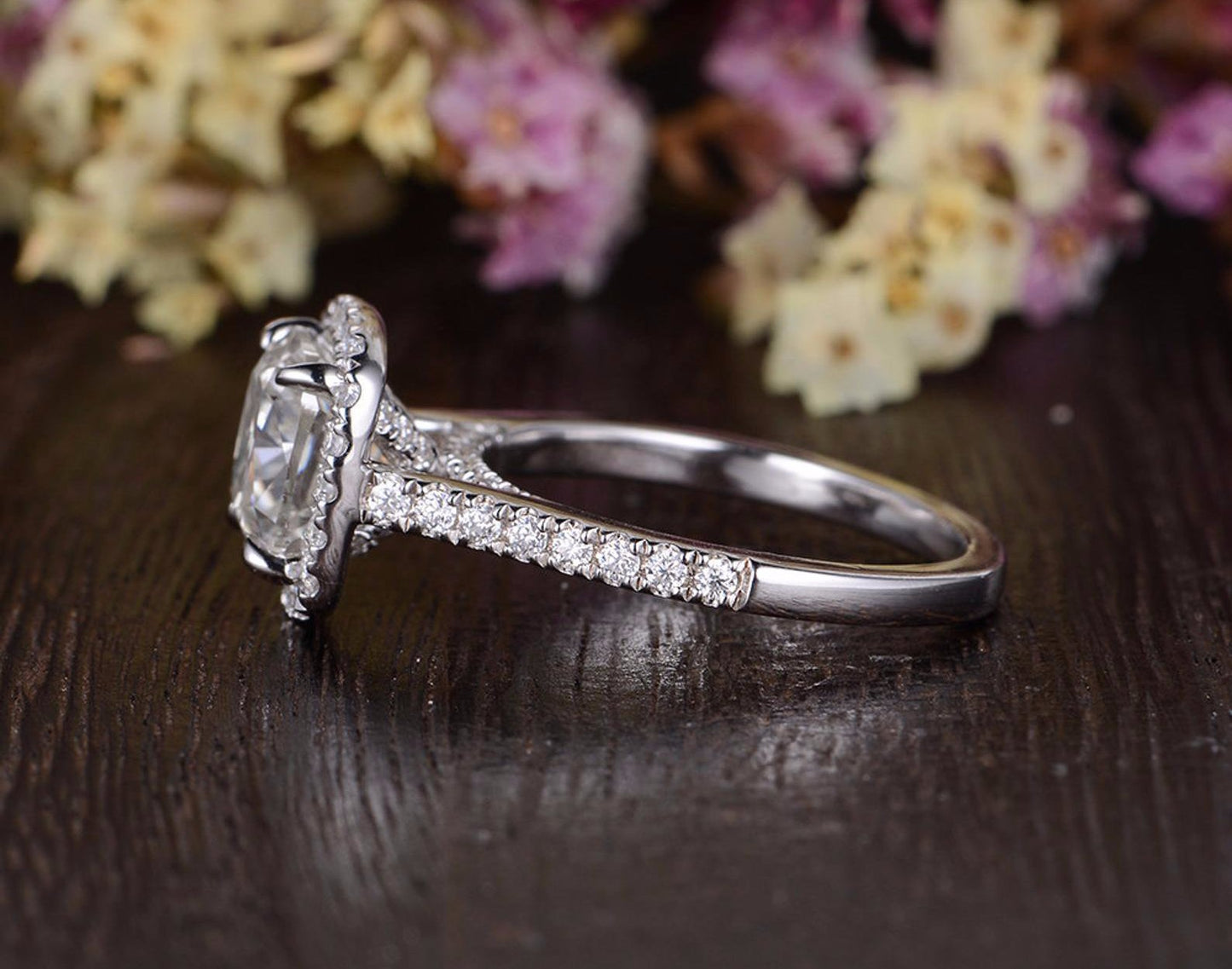 1.0 CT Cushion Cut Halo Moissanite Engagement Ring