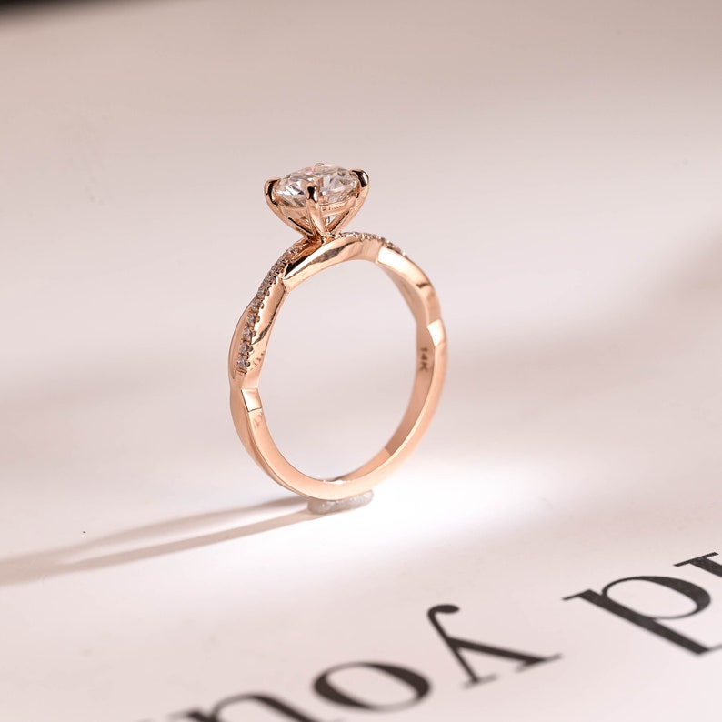 Stunning 0.5 - 1.5 CT Round Moissanite Engagement Ring with Twisted Pave Design 7