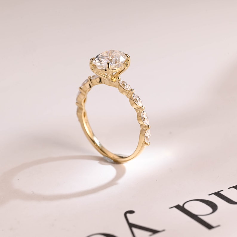 Stunning 1.0 - 2.0 CT Oval Moissanite Engagement Ring with Pave Design 5
