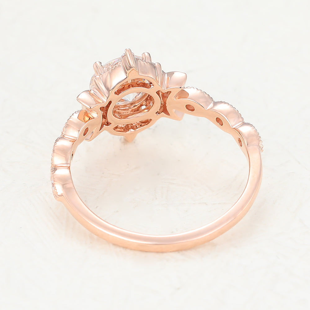 0.9 CT Round Vintage Cluster Lab-Grown Diamond Engagement Ring