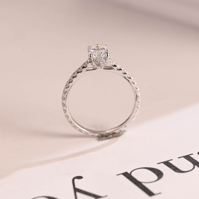 Stunning 1.0 - 2.0 CT Oval Moissanite Engagement Ring with Cathedral Design 8
