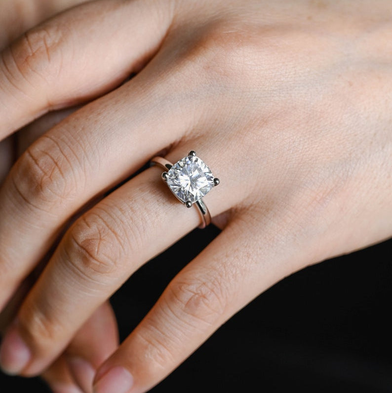 Stunning 1.0 - 2.0 CT Cushion Moissanite Engagement Ring With Solitaire Design 4