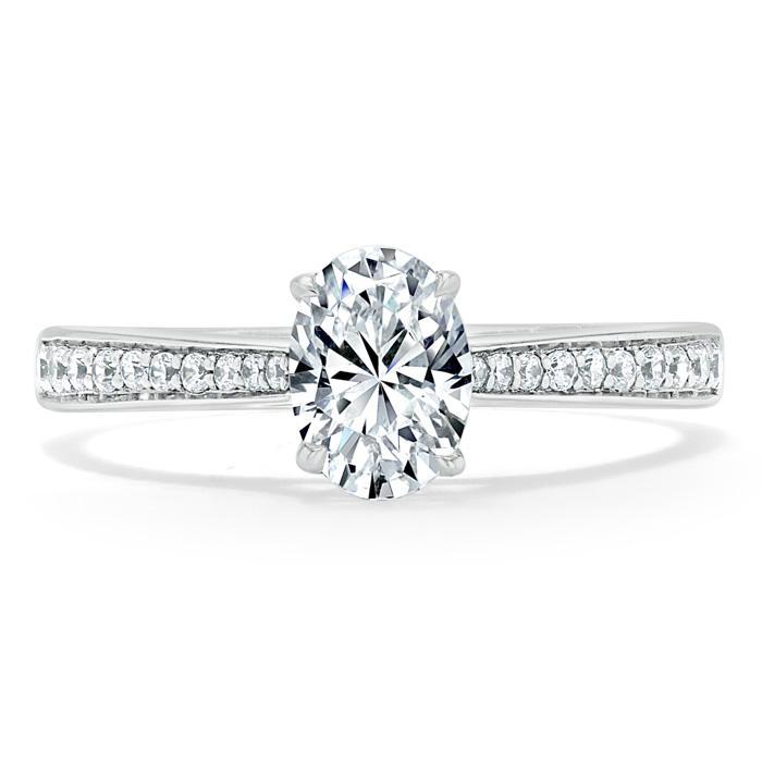 0.94 CT Oval Cut Solitaire Moissanite Engagement Ring With Pave Setting