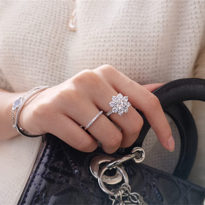 GLJ53