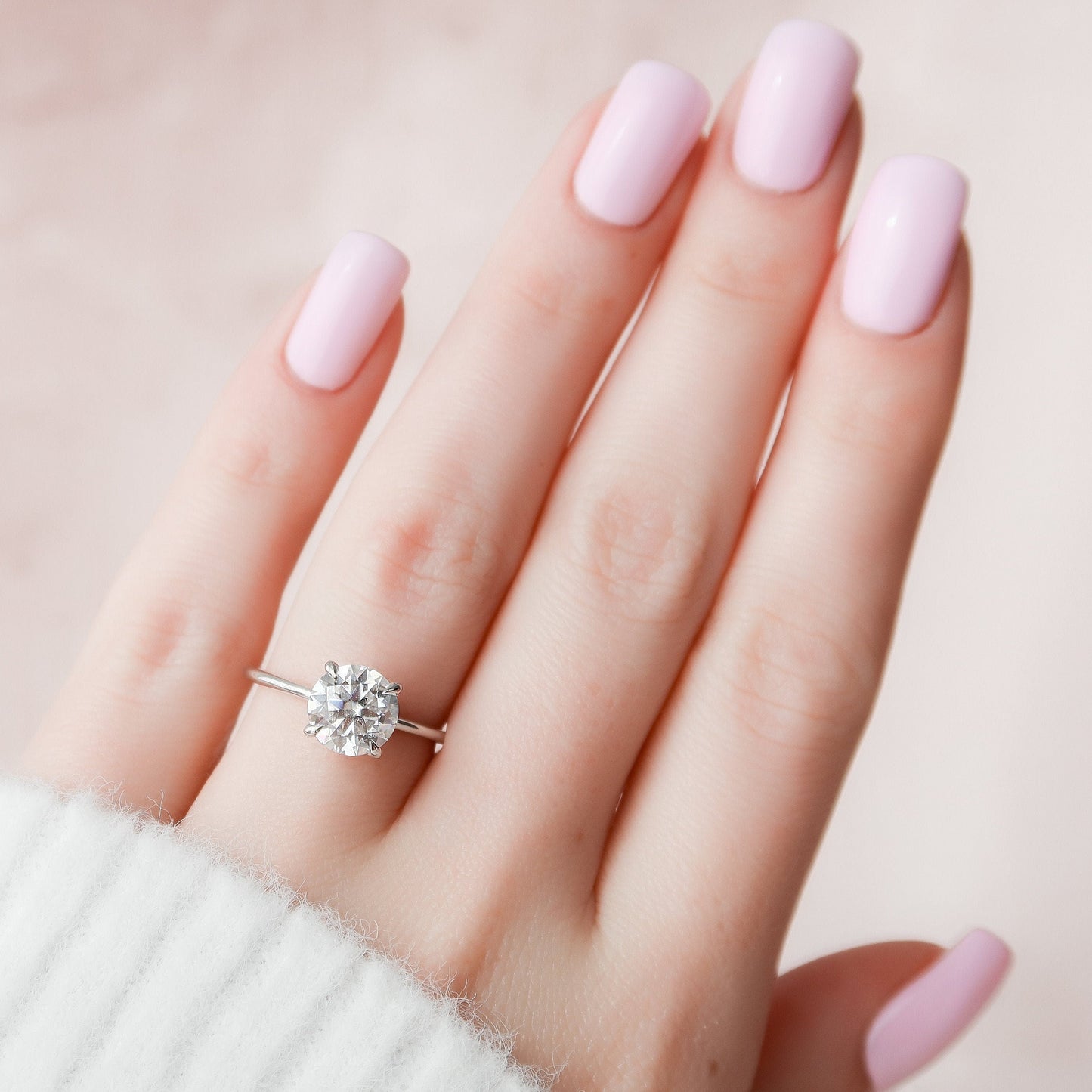 2.0 CT Round Cut Solitaire Style Moissanite Engagement Ring