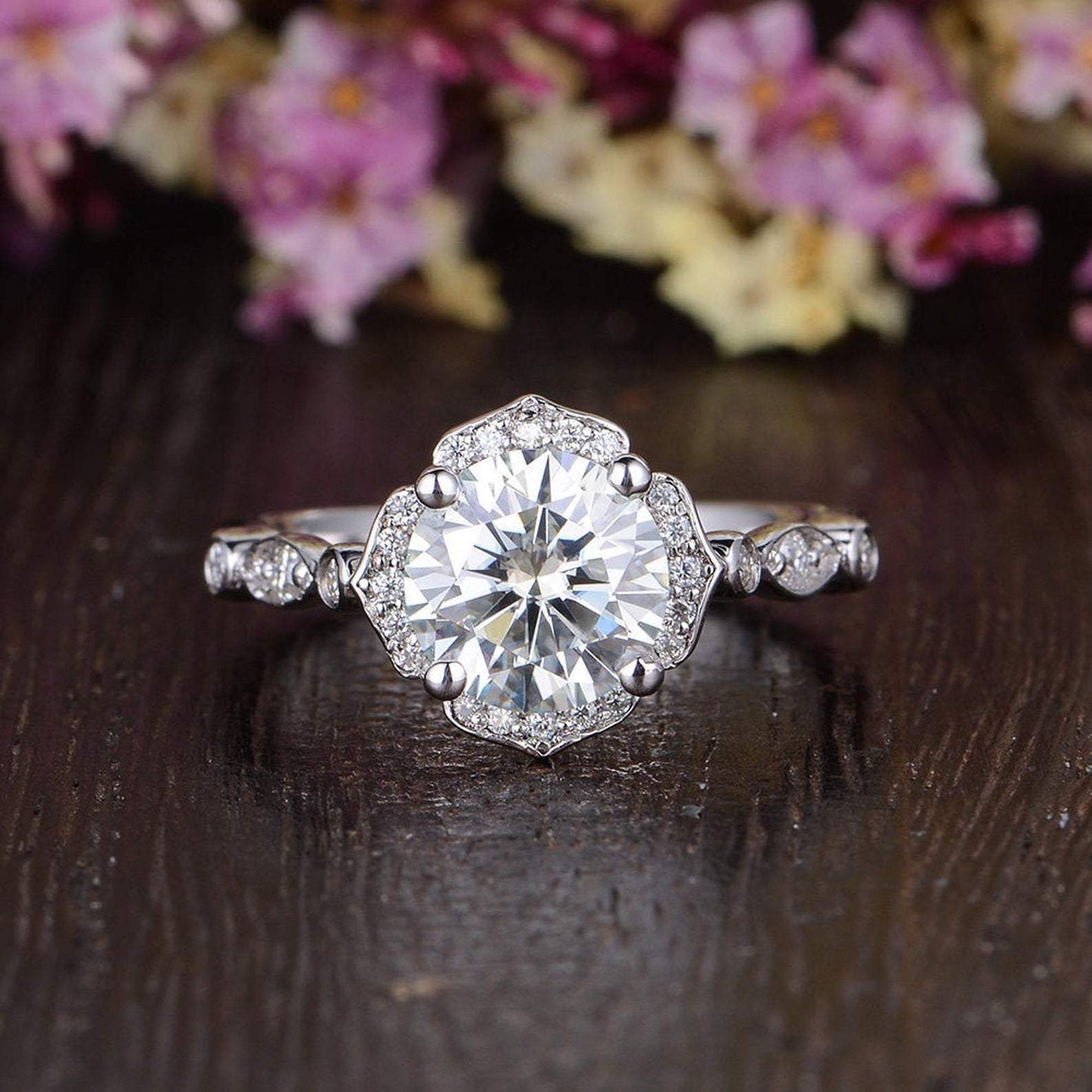 1.60 CT Round Cut Vintage Art Deco Moissanite Engagement Ring