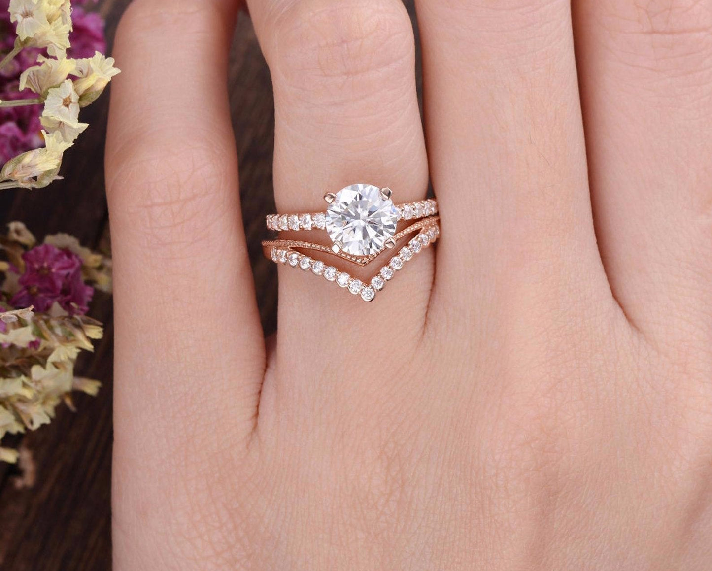 1.0 CT Round Cut Solitaire Pave Moissanite Bridal Ring Set