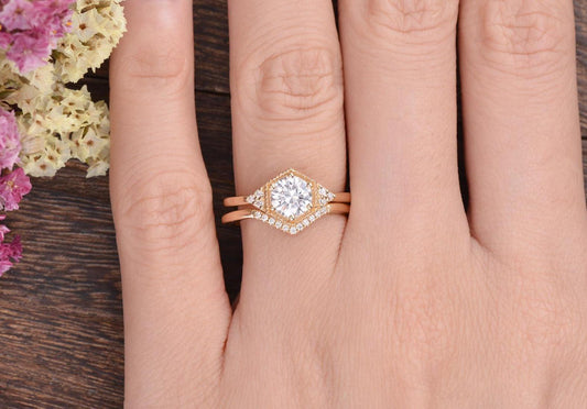 0.75 CT Round Moissanite Bridal Ring Set